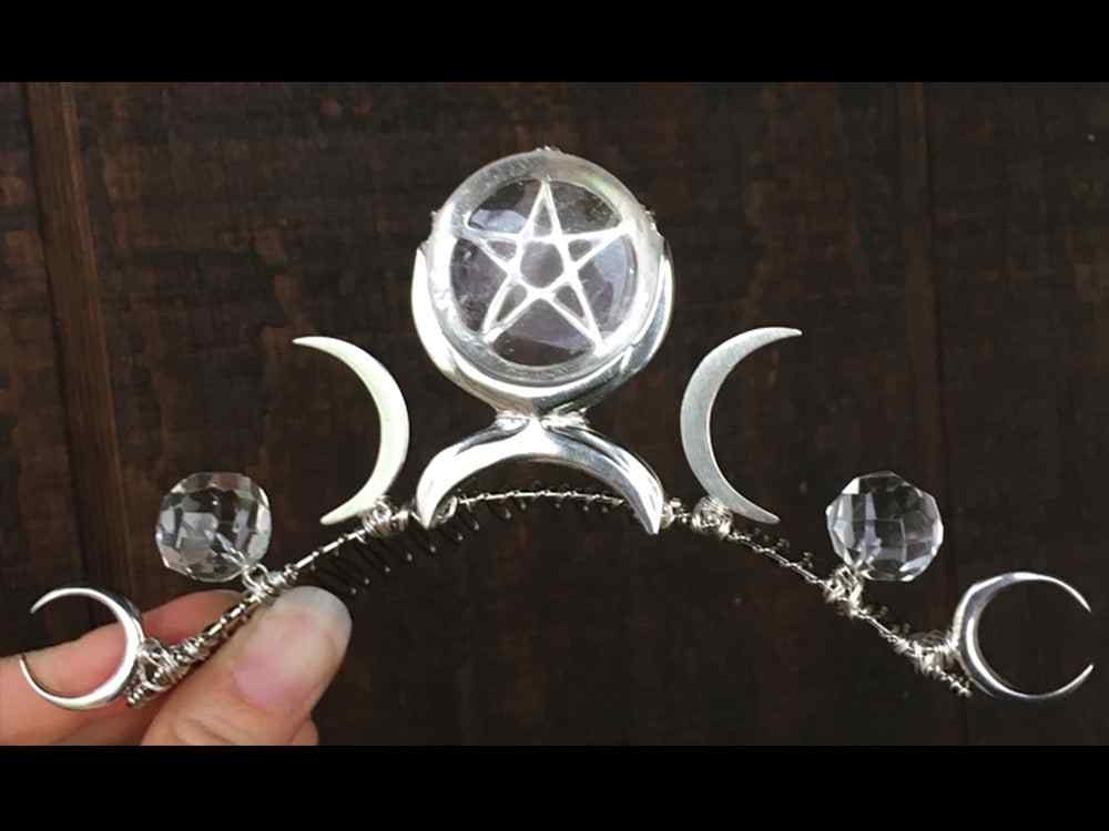 Elemental Child Crystal Crowns Crown Lost Lunar Baedeker Crown :: clear quartz